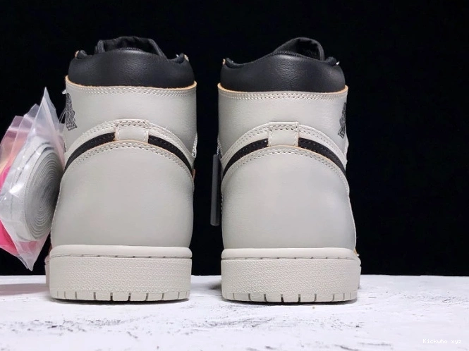 SB x Nike Bone Jordan OG High CD6578-006 1 Light Air 0821